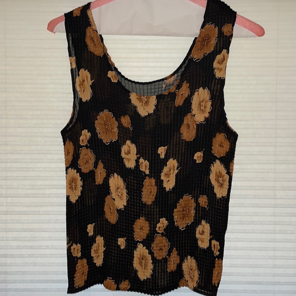 Woman’s top